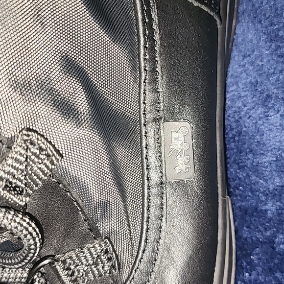 COACH SNOW Boots - Picture 4 of 5